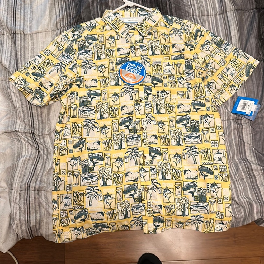 Columbia fishing shirt